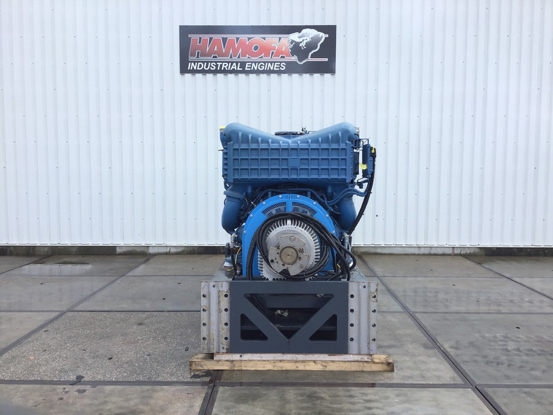 MTU 16V4000-G83 USED - Macchina da cantiere: foto 4 MTU 16V4000-G83 USED - Macchina da cantiere: foto 4