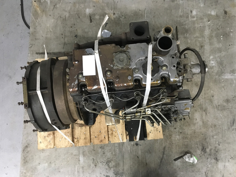 Perkins 404C-22 HP USED - Macchina da cantiere: foto 5 Perkins 404C-22 HP USED - Macchina da cantiere: foto 5