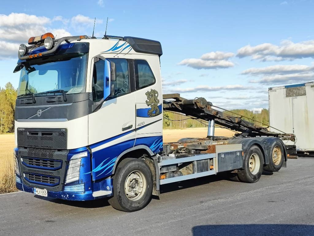 Volvo FH 13 420 - Autocarro multibenna: foto 1 Volvo FH 13 420 - Autocarro multibenna: foto 1