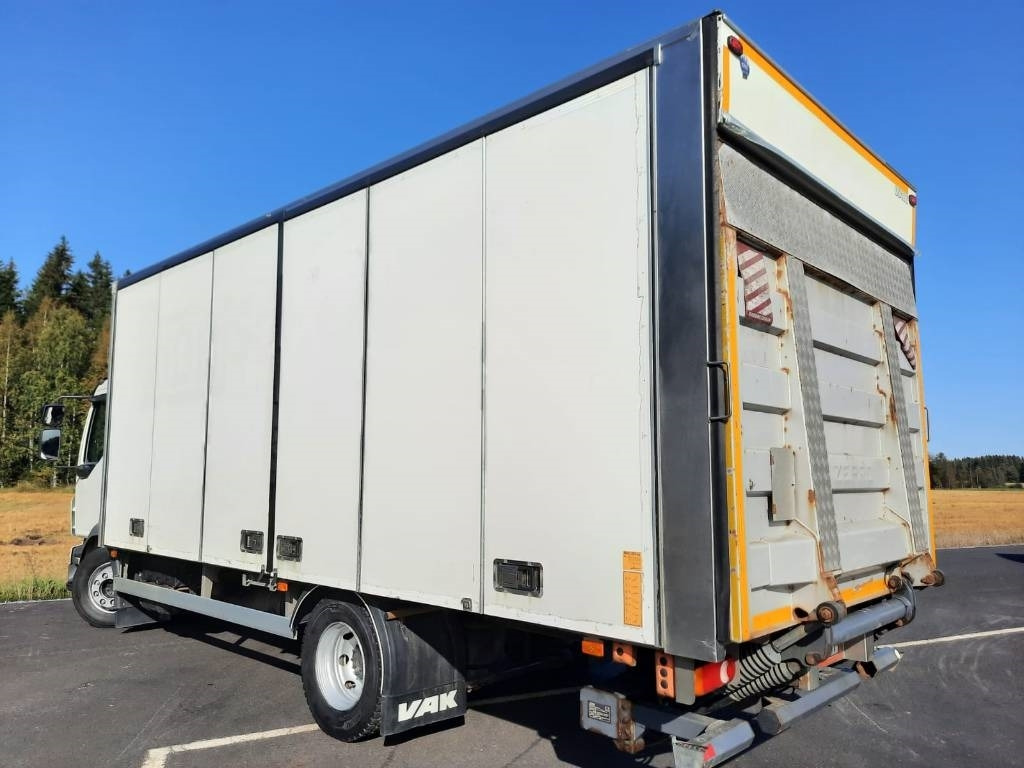 Volvo FL 240 - Autocarro furgonato: foto 3 Volvo FL 240 - Autocarro furgonato: foto 3