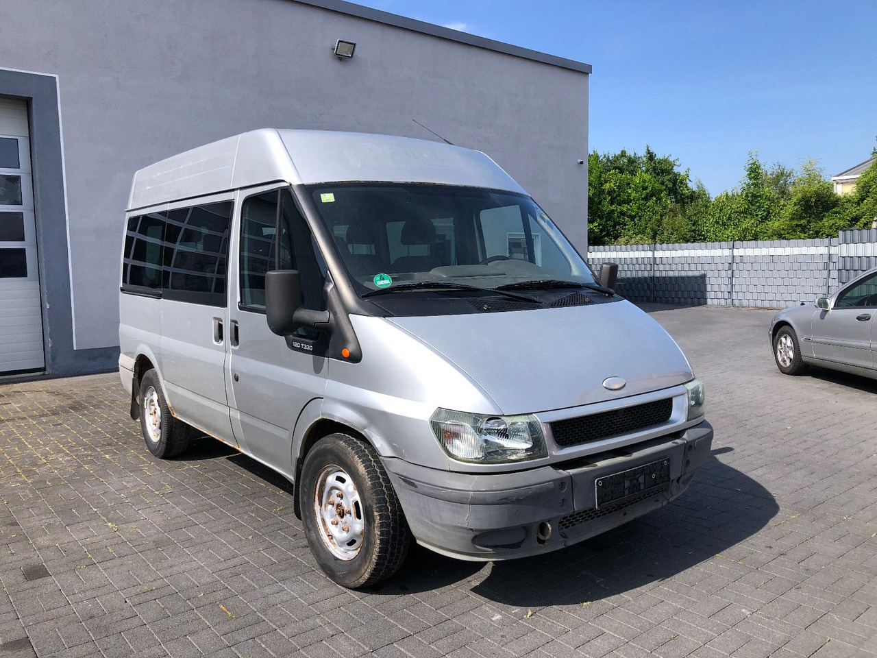 Ford Transit 2.4 TDi, Heckantrieb, 8-Sitzer, Klima - Pulmino: foto 3 Ford Transit 2.4 TDi, Heckantrieb, 8-Sitzer, Klima - Pulmino: foto 3