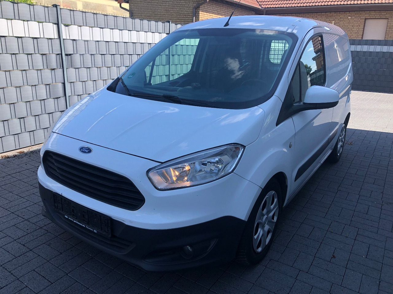 Ford Transit Courier 1.6 TDCi Trend - Furgoncino: foto 3 Ford Transit Courier 1.6 TDCi Trend - Furgoncino: foto 3