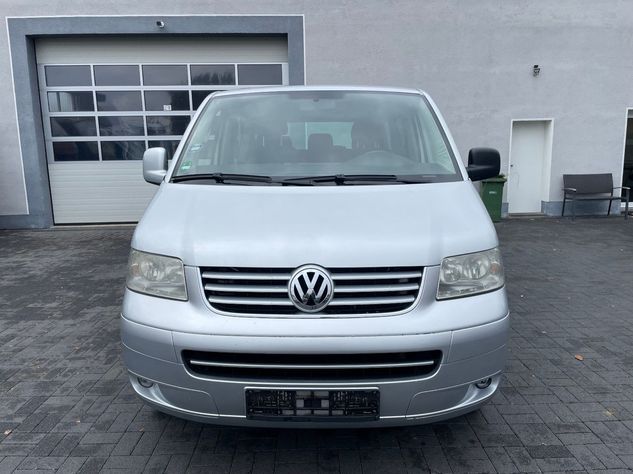 Volkswagen T5 2.5 TDi Caravelle 4Motion 8-Sitzer - Pulmino: foto 5 Volkswagen T5 2.5 TDi Caravelle 4Motion 8-Sitzer - Pulmino: foto 5