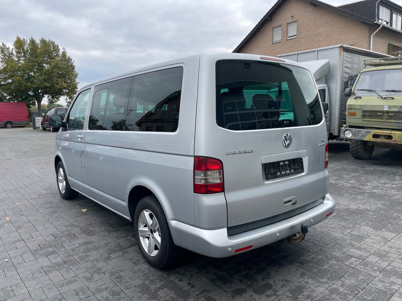 Volkswagen T5 2.5 TDi Caravelle 4Motion 8-Sitzer - Pulmino: foto 4 Volkswagen T5 2.5 TDi Caravelle 4Motion 8-Sitzer - Pulmino: foto 4