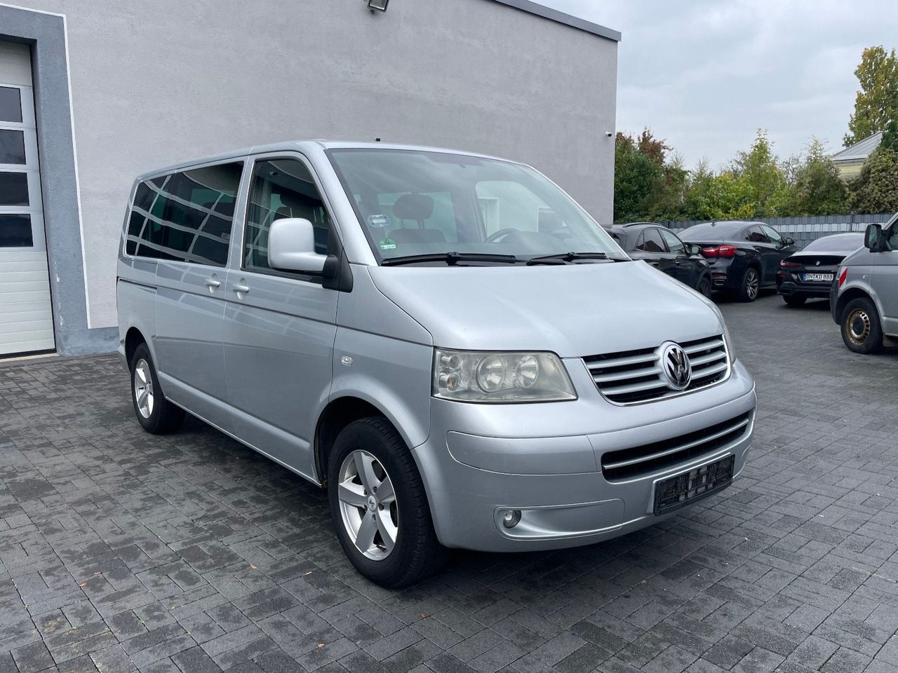 Volkswagen T5 2.5 TDi Caravelle 4Motion 8-Sitzer - Pulmino: foto 1 Volkswagen T5 2.5 TDi Caravelle 4Motion 8-Sitzer - Pulmino: foto 1