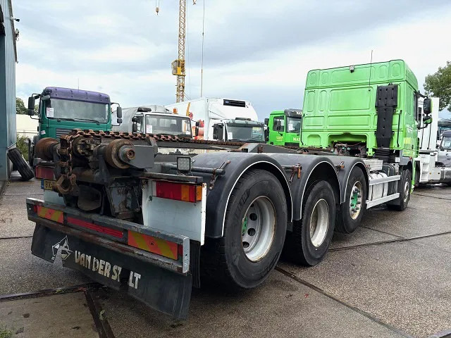 DAF XF 105.460 8x2 CHASSIS WITH MULTILIFT SYSTEM (ZF16 MANUAL GEARBOX / MX-BRAKE / 9.000 KG. FRONT-AXLE / LIFT-AXLES / FRIDGE / ETC. - Autocarro portacontainer/ Caisse interchangeable: foto 3 DAF XF 105.460 8x2 CHASSIS WITH MULTILIFT SYSTEM (ZF16 MANUAL GEARBOX / MX-BRAKE / 9.000 KG. FRONT-AXLE / LIFT-AXLES / FRIDGE / ETC. - Autocarro portacontainer/ Caisse interchangeable: foto 3