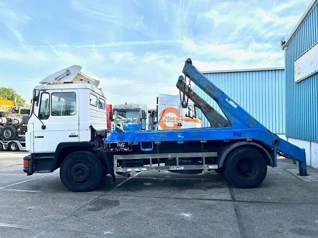MAN F 18.232 (6 CILINDER) M90 WITH TELESCOPIC CONTAINER SYSTEM (8 GEARS MANUAL GEARBOX / EURO 1 (MECHANICAL PUMP AND INJECTORS)) - Autocarro multibenna: foto 5 MAN F 18.232 (6 CILINDER) M90 WITH TELESCOPIC CONTAINER SYSTEM (8 GEARS MANUAL GEARBOX / EURO 1 (MECHANICAL PUMP AND INJECTORS)) - Autocarro multibenna: foto 5