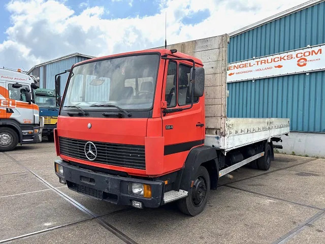 Mercedes-Benz LK 814 (6-CILINDER) WITH OPEN (TENT) BOX & ALUMNIUM SIDE BORDS (MANUAL GEARBOX / 3TH SEAT IN CABIN) - Autocarro con pianale/ Cassone fisso: foto 1 Mercedes-Benz LK 814 (6-CILINDER) WITH OPEN (TENT) BOX & ALUMNIUM SIDE BORDS (MANUAL GEARBOX / 3TH SEAT IN CABIN) - Autocarro con pianale/ Cassone fisso: foto 1