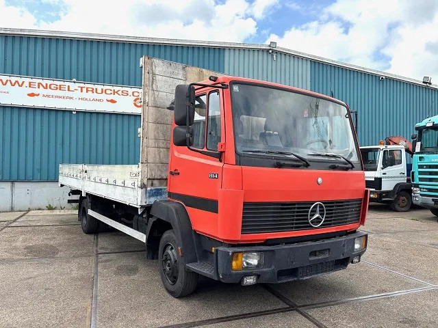 Mercedes-Benz LK 814 (6-CILINDER) WITH OPEN (TENT) BOX & ALUMNIUM SIDE BORDS (MANUAL GEARBOX / 3TH SEAT IN CABIN) - Autocarro con pianale/ Cassone fisso: foto 2 Mercedes-Benz LK 814 (6-CILINDER) WITH OPEN (TENT) BOX & ALUMNIUM SIDE BORDS (MANUAL GEARBOX / 3TH SEAT IN CABIN) - Autocarro con pianale/ Cassone fisso: foto 2