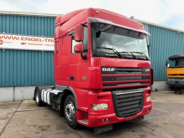 DAF XF 105.460 SPACECAB (ZF16 MANUAL GEARBOX / MX-BRAKE / 870+430 LITER TANK / AIRCONDITIONING / FRIDGE) - Trattore stradale: foto 2 DAF XF 105.460 SPACECAB (ZF16 MANUAL GEARBOX / MX-BRAKE / 870+430 LITER TANK / AIRCONDITIONING / FRIDGE) - Trattore stradale: foto 2