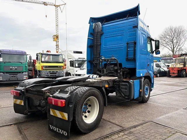 Volvo FH 400 GLOBETROTTER (VIN: 7B446149 / I-SHIFT / ADR-VLG / AIRCONDITIONING / COMPLETE SPOILERSET ON CABIN) - Trattore stradale: foto 3 Volvo FH 400 GLOBETROTTER (VIN: 7B446149 / I-SHIFT / ADR-VLG / AIRCONDITIONING / COMPLETE SPOILERSET ON CABIN) - Trattore stradale: foto 3