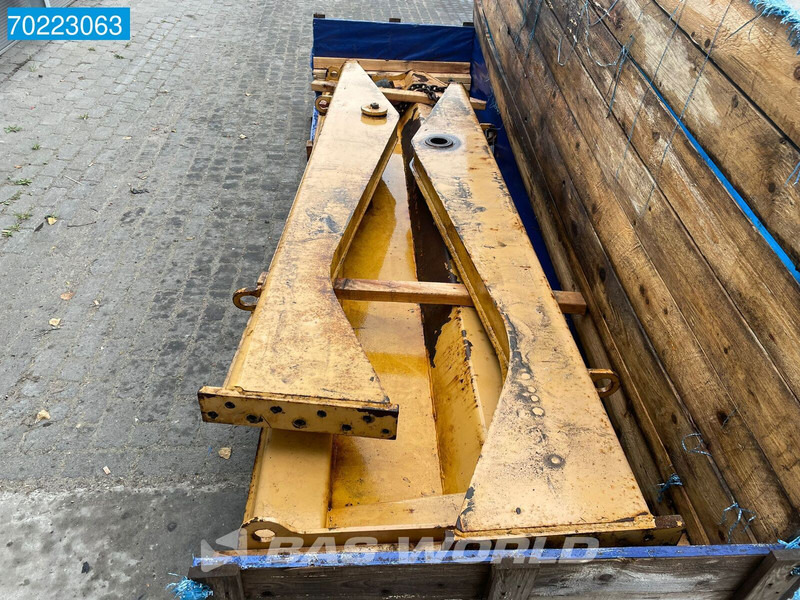 Caterpillar 740B TAIL GATE CAT 740 - CAT 745 - Attrezzatura: foto 3 Caterpillar 740B TAIL GATE CAT 740 - CAT 745 - Attrezzatura: foto 3