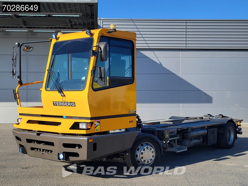 Terberg BC182 4X2 Low hours! Big-Axle Full-Air Drumbrakes Euro 3 - Camion: foto 5 Terberg BC182 4X2 Low hours! Big-Axle Full-Air Drumbrakes Euro 3 - Camion: foto 5