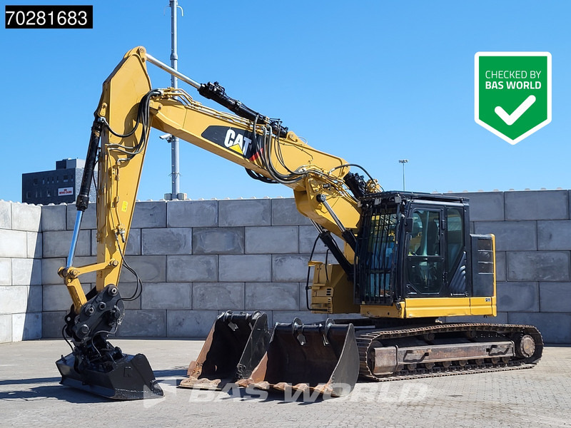 Caterpillar 325 F L 3 BUCKETS - VA BOOM - Escavatore cingolato: foto 1 Caterpillar 325 F L 3 BUCKETS - VA BOOM - Escavatore cingolato: foto 1