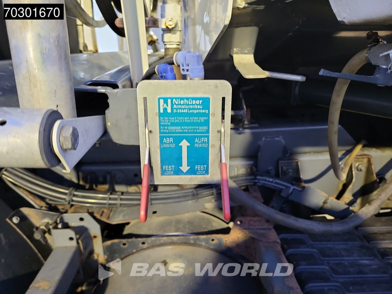 DAF CF75.310 4X2 13500 Lohr tanker 2 compartments ADR Manual Euro 3 - Camion cisterna: foto 5 DAF CF75.310 4X2 13500 Lohr tanker 2 compartments ADR Manual Euro 3 - Camion cisterna: foto 5