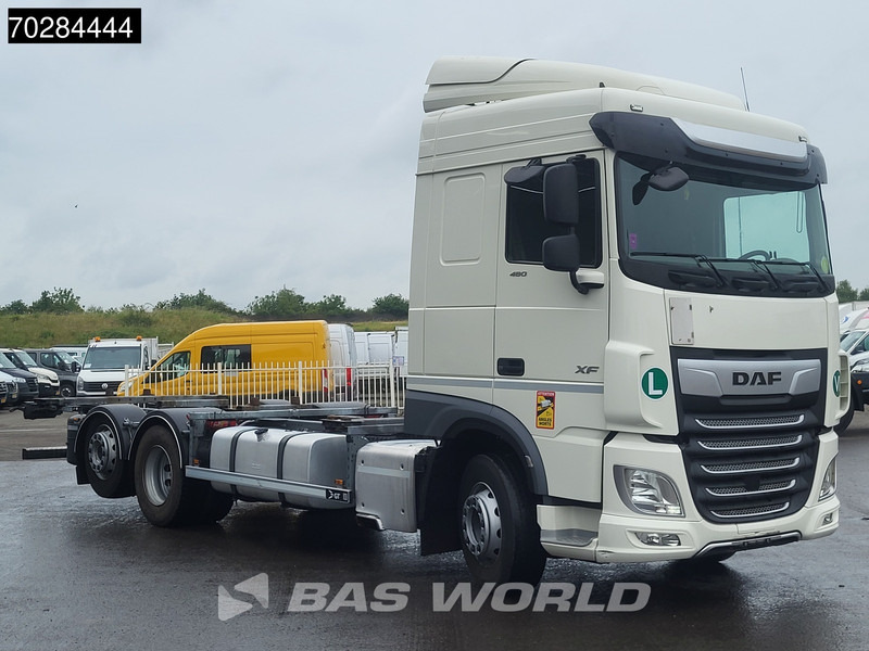 DAF XF 480 6X2 BDF Liftaxle Automatic ACC Euro 6 - Autocarro portacontainer/ Caisse interchangeable: foto 3 DAF XF 480 6X2 BDF Liftaxle Automatic ACC Euro 6 - Autocarro portacontainer/ Caisse interchangeable: foto 3