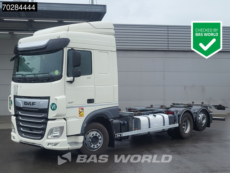 DAF XF 480 6X2 BDF Liftaxle Automatic ACC Euro 6 - Autocarro portacontainer/ Caisse interchangeable: foto 1 DAF XF 480 6X2 BDF Liftaxle Automatic ACC Euro 6 - Autocarro portacontainer/ Caisse interchangeable: foto 1