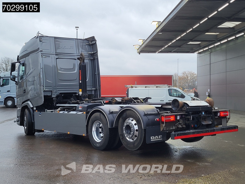 DAF XG 530 6X2 HIAB Multilift ULT21S61-WMITF Lift + Steering Axle Retarder Automatic Euro 6 - Autocarro scarrabile: foto 2 DAF XG 530 6X2 HIAB Multilift ULT21S61-WMITF Lift + Steering Axle Retarder Automatic Euro 6 - Autocarro scarrabile: foto 2