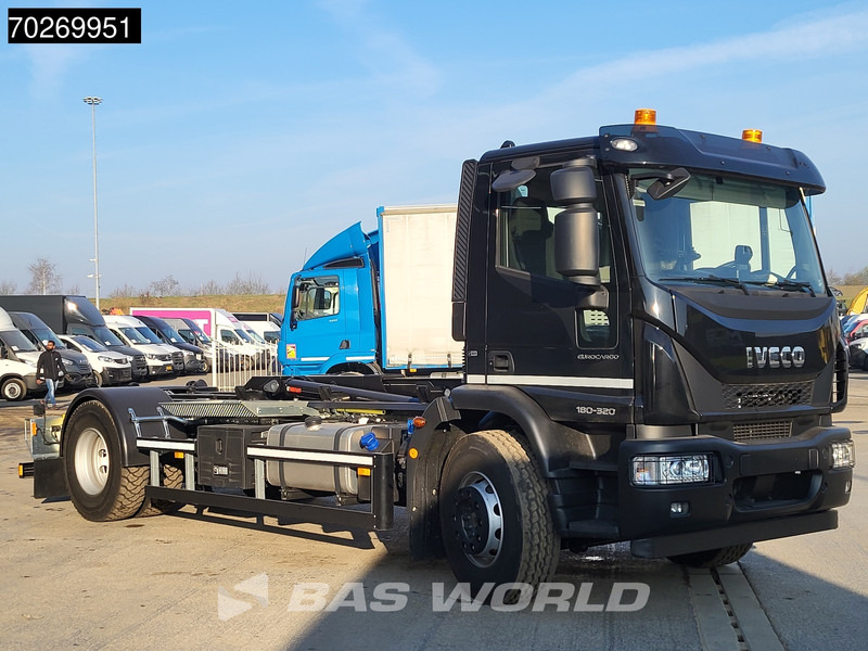Iveco Eurocargo 180E320 4X2 NEW! 14tons Hiab Multilift ULT14S51 ACC Euro 6 - Autocarro scarrabile: foto 5 Iveco Eurocargo 180E320 4X2 NEW! 14tons Hiab Multilift ULT14S51 ACC Euro 6 - Autocarro scarrabile: foto 5