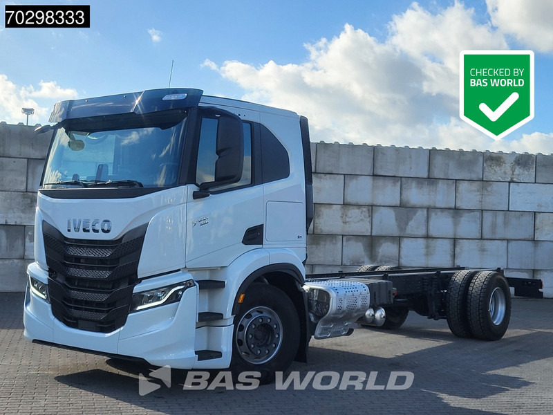 Iveco S-Way 340 4X2 NEW! Chassis Automatic Navi LED Euro 6 - Autocarro telaio: foto 1 Iveco S-Way 340 4X2 NEW! Chassis Automatic Navi LED Euro 6 - Autocarro telaio: foto 1