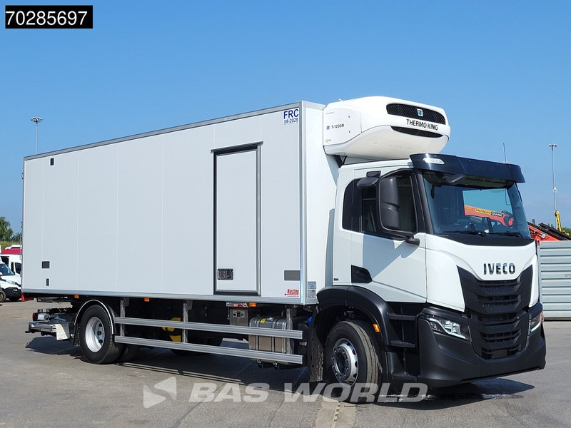 Iveco S-Way 400 4X2 NEW! Thermo King T-1200R ATP 2000kg Ladebordwand Navi ACC - Autocarro frigorifero: foto 3 Iveco S-Way 400 4X2 NEW! Thermo King T-1200R ATP 2000kg Ladebordwand Navi ACC - Autocarro frigorifero: foto 3