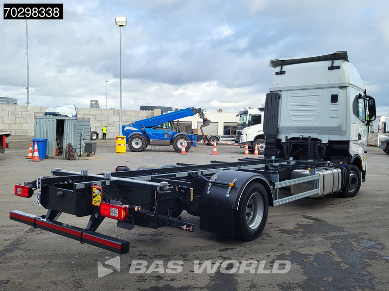 Iveco S-Way 460 4X2 NEW !! BDF Automatic Full air ACC Led Euro 6 - Autocarro portacontainer/ Caisse interchangeable: foto 5 Iveco S-Way 460 4X2 NEW !! BDF Automatic Full air ACC Led Euro 6 - Autocarro portacontainer/ Caisse interchangeable: foto 5