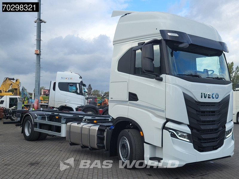 Iveco S-Way 460 4X2 NEW! BDF Navi ACC LED Automatic Euro 6 - Autocarro portacontainer/ Caisse interchangeable: foto 3 Iveco S-Way 460 4X2 NEW! BDF Navi ACC LED Automatic Euro 6 - Autocarro portacontainer/ Caisse interchangeable: foto 3
