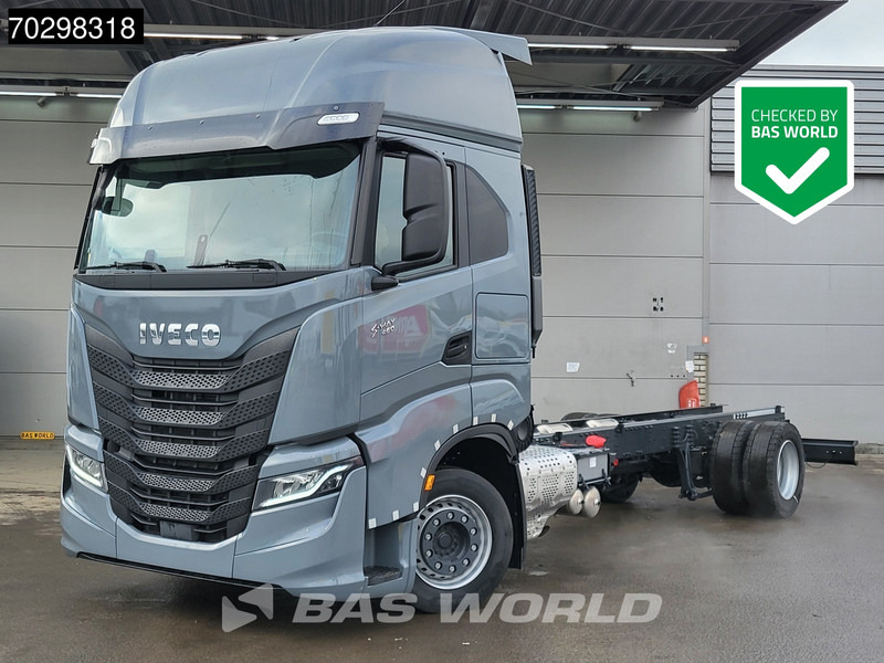 Iveco S-Way 460 4X2 NEW! Chassis FULL AIR ACC LED Euro 6 - Autocarro telaio: foto 1 Iveco S-Way 460 4X2 NEW! Chassis FULL AIR ACC LED Euro 6 - Autocarro telaio: foto 1
