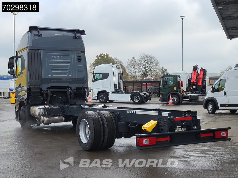 Iveco S-Way 460 4X2 NEW! Chassis FULL AIR ACC LED Euro 6 - Autocarro telaio: foto 2 Iveco S-Way 460 4X2 NEW! Chassis FULL AIR ACC LED Euro 6 - Autocarro telaio: foto 2