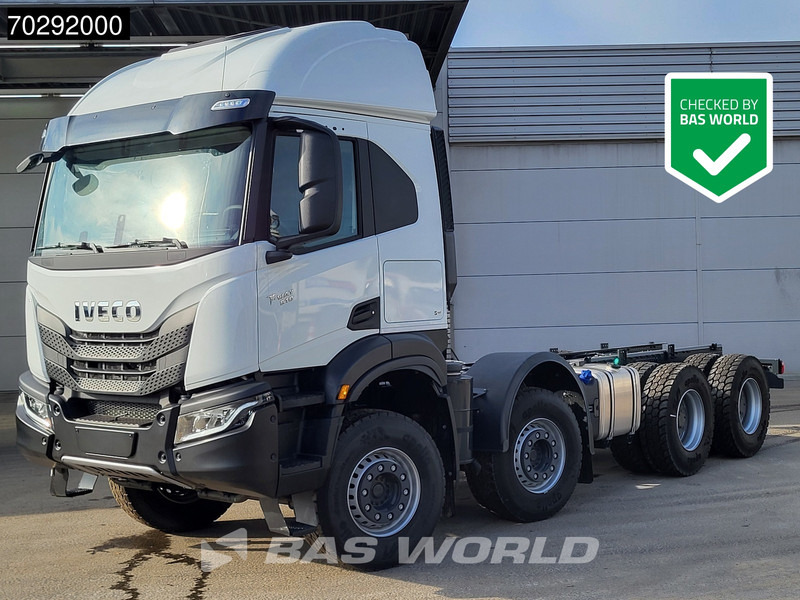 Iveco T-Way 510 8X4 New! Retarder Big-Axle Steelsuspension Automatic LED Euro 6 - Autocarro telaio: foto 1 Iveco T-Way 510 8X4 New! Retarder Big-Axle Steelsuspension Automatic LED Euro 6 - Autocarro telaio: foto 1