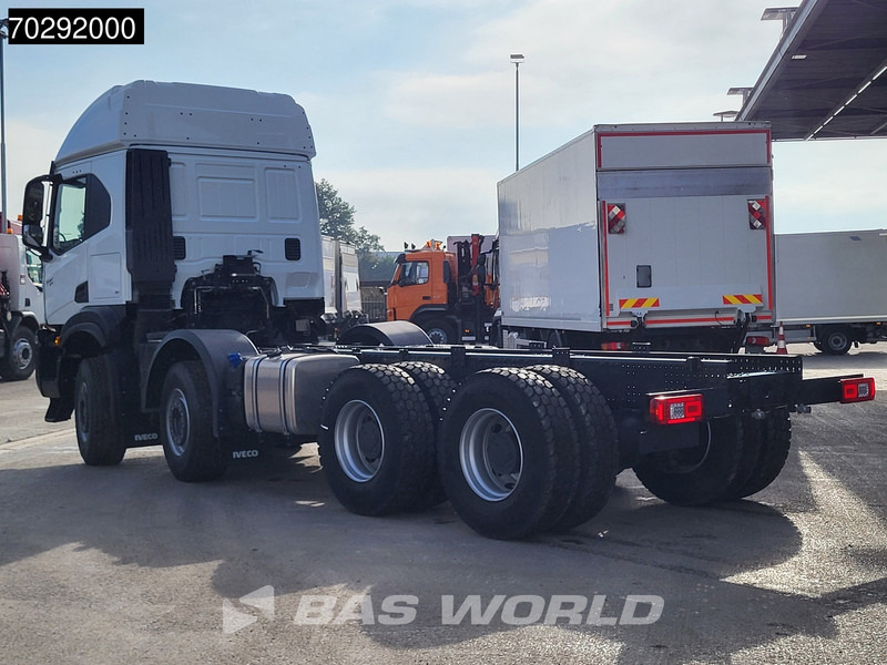 Iveco T-Way 510 8X4 New! Retarder Big-Axle Steelsuspension Automatic LED Euro 6 - Autocarro telaio: foto 2 Iveco T-Way 510 8X4 New! Retarder Big-Axle Steelsuspension Automatic LED Euro 6 - Autocarro telaio: foto 2