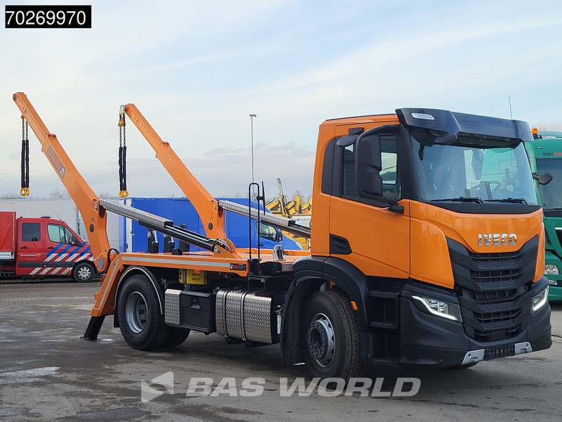 Iveco X-Way 360 4X2 NEW! HIAB 12tons skiploader Automatic Euro 6 - Autocarro multibenna: foto 3 Iveco X-Way 360 4X2 NEW! HIAB 12tons skiploader Automatic Euro 6 - Autocarro multibenna: foto 3