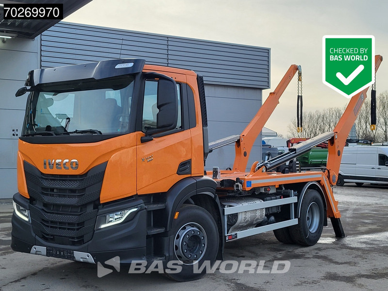 Iveco X-Way 360 4X2 NEW! HIAB 12tons skiploader Automatic Euro 6 - Autocarro multibenna: foto 1 Iveco X-Way 360 4X2 NEW! HIAB 12tons skiploader Automatic Euro 6 - Autocarro multibenna: foto 1