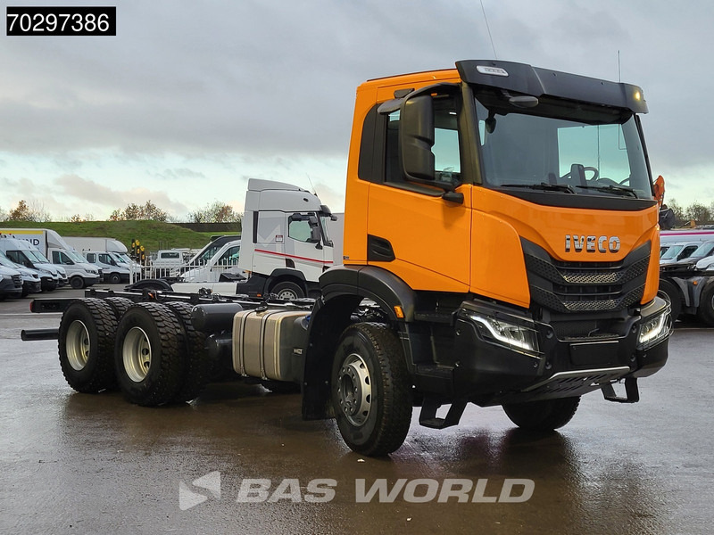 Iveco X-Way 420 6X4 NEW! OFF Chassis steelsuspension Automatic Euro 6 - Autocarro telaio: foto 3 Iveco X-Way 420 6X4 NEW! OFF Chassis steelsuspension Automatic Euro 6 - Autocarro telaio: foto 3