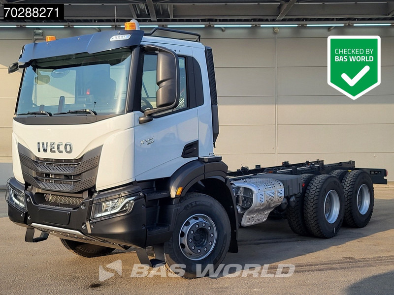 Iveco X-Way 460 6X4 New! Retarder Steelsuspension Big-Axle Navi Euro 6 - Autocarro telaio: foto 1 Iveco X-Way 460 6X4 New! Retarder Steelsuspension Big-Axle Navi Euro 6 - Autocarro telaio: foto 1