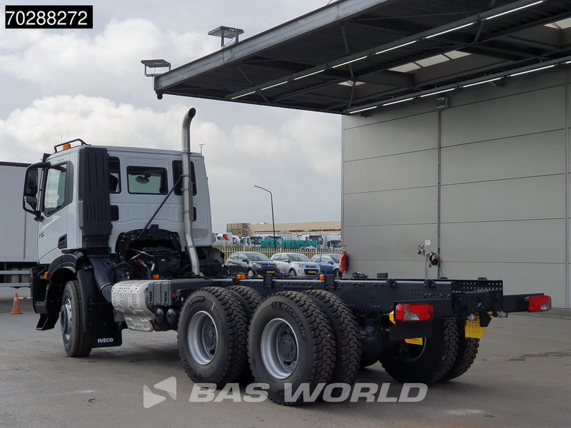 Iveco X-Way 460 6X4 New! Retarder steelsuspension Big-Axle Automatic Navi Euro 6 - Autocarro telaio: foto 2 Iveco X-Way 460 6X4 New! Retarder steelsuspension Big-Axle Automatic Navi Euro 6 - Autocarro telaio: foto 2
