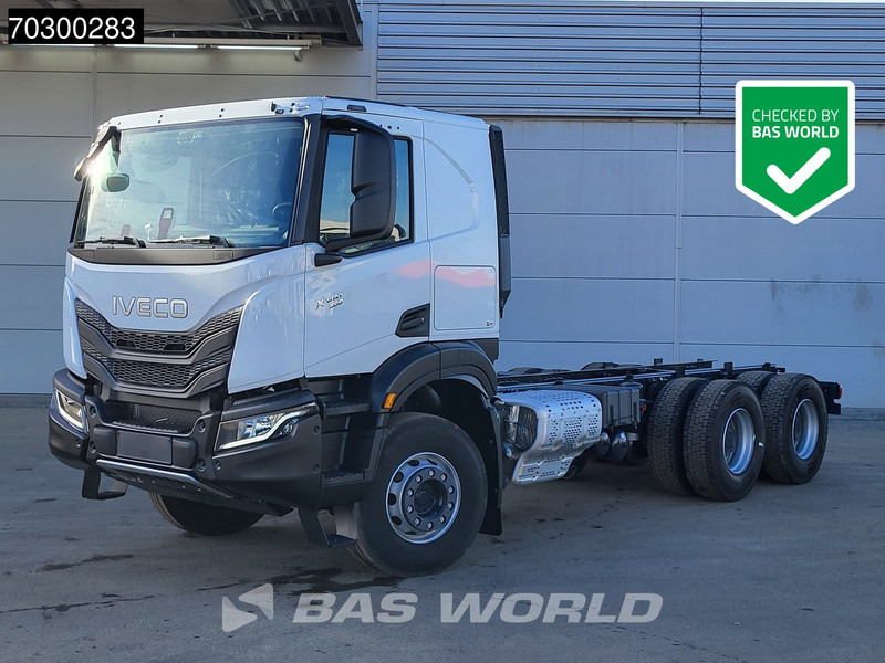 Iveco X-Way 500 X-Way 6X4 NEW 6x4 chassis Sleepercab Rear Air suspension Automatic Euro 6 - Autocarro telaio: foto 1 Iveco X-Way 500 X-Way 6X4 NEW 6x4 chassis Sleepercab Rear Air suspension Automatic Euro 6 - Autocarro telaio: foto 1