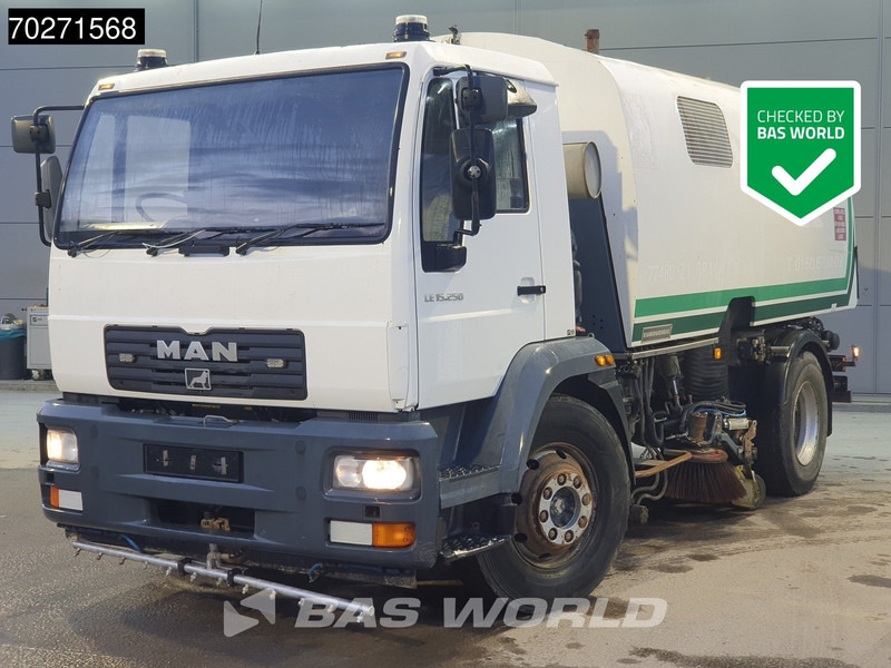 MAN LE 15.250 4X2 Eurovoirie Sweeper Manual Steelsuspension Euro 3 - Spazzatrice stradale: foto 1 MAN LE 15.250 4X2 Eurovoirie Sweeper Manual Steelsuspension Euro 3 - Spazzatrice stradale: foto 1
