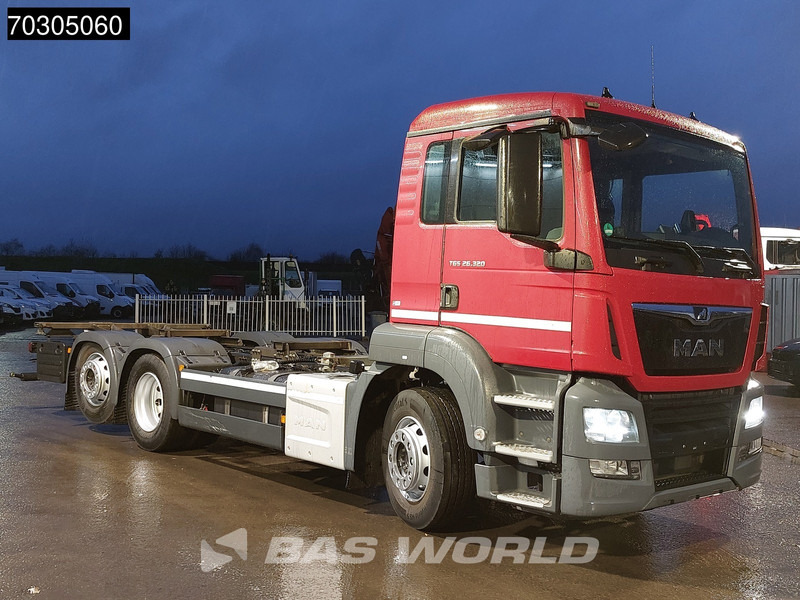 MAN TGS 26.320 TGS 6X2 ADR BDF Lift+Steering Axle Automatic Euro 6 - Autocarro portacontainer/ Caisse interchangeable: foto 3 MAN TGS 26.320 TGS 6X2 ADR BDF Lift+Steering Axle Automatic Euro 6 - Autocarro portacontainer/ Caisse interchangeable: foto 3