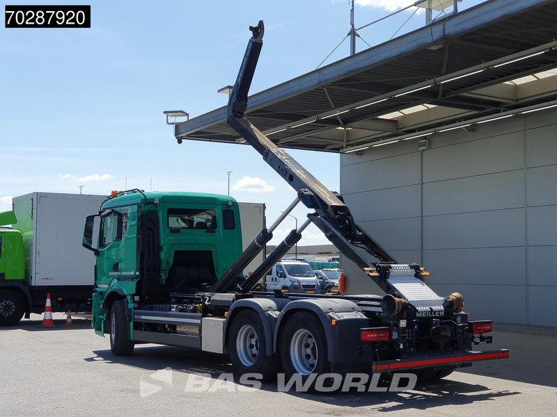 MAN TGS 28.510 6X2 Meiller RS21 65 Hooklift Lift-Axle Automatic Navi Retarder Euro 6 - Autocarro scarrabile: foto 2 MAN TGS 28.510 6X2 Meiller RS21 65 Hooklift Lift-Axle Automatic Navi Retarder Euro 6 - Autocarro scarrabile: foto 2