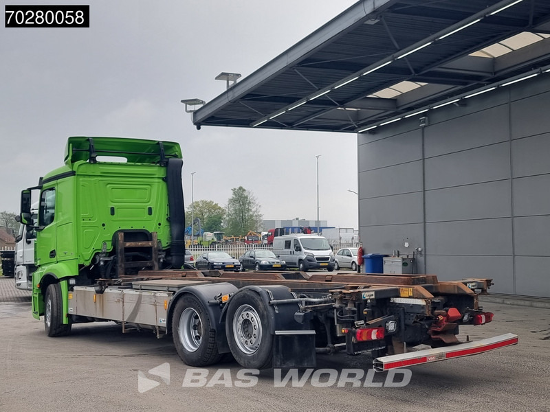 Mercedes-Benz Actros 2545 6X2 Hydraulic Liftable BDF system Lift+steering axle ADR Euro 6 - Autocarro portacontainer/ Caisse interchangeable: foto 2 Mercedes-Benz Actros 2545 6X2 Hydraulic Liftable BDF system Lift+steering axle ADR Euro 6 - Autocarro portacontainer/ Caisse interchangeable: foto 2