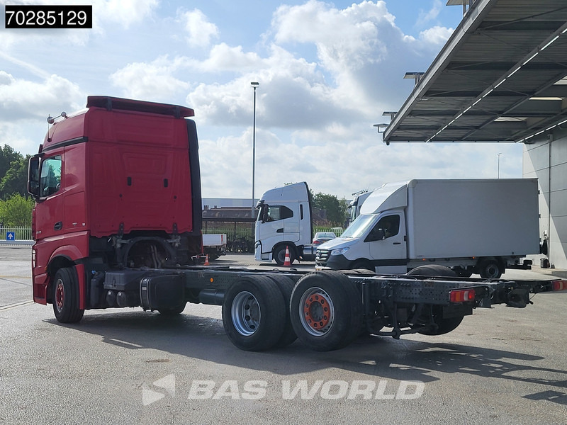 Mercedes-Benz Actros 2548 Actros 6X2 BigSpace Retarder PTO Liftachse Xenon ACC Navi Euro 6 - Autocarro telaio: foto 2 Mercedes-Benz Actros 2548 Actros 6X2 BigSpace Retarder PTO Liftachse Xenon ACC Navi Euro 6 - Autocarro telaio: foto 2