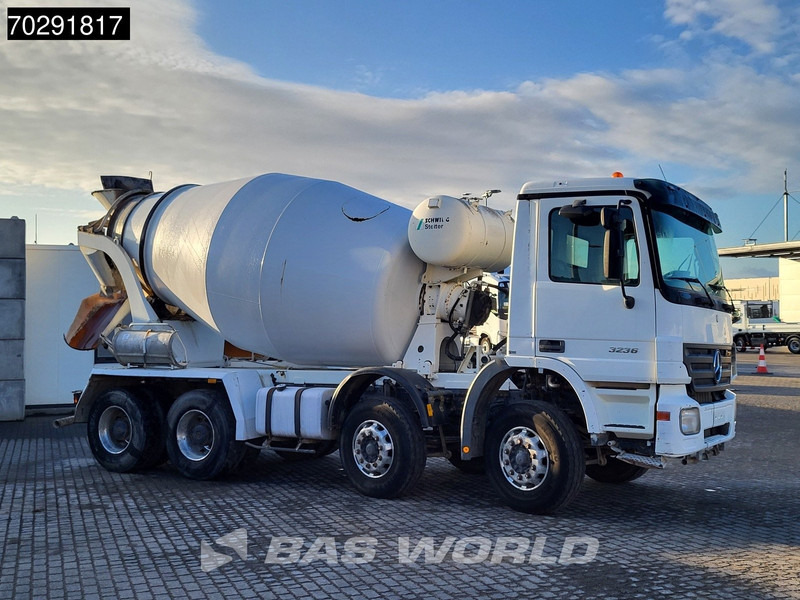 Mercedes-Benz Actros 3236 8X4 9m3 Stetter Mixer Retarder Steelsuspension Big-Axle Euro 3 - Autobetoniera: foto 3 Mercedes-Benz Actros 3236 8X4 9m3 Stetter Mixer Retarder Steelsuspension Big-Axle Euro 3 - Autobetoniera: foto 3