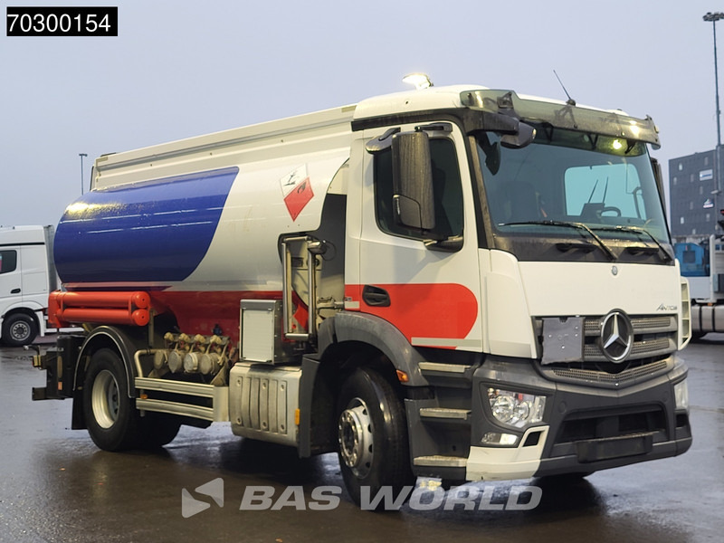 Mercedes-Benz Antos 1824 4X2 13500ltr Fuel tanker 4 comparments ADR Automatic Euro 6 - Camion cisterna: foto 3 Mercedes-Benz Antos 1824 4X2 13500ltr Fuel tanker 4 comparments ADR Automatic Euro 6 - Camion cisterna: foto 3
