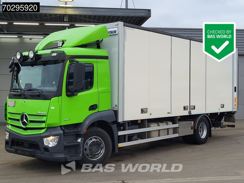 Mercedes-Benz Antos 1827 4X2 2000kg Ladebordwand Automatic Xenon Euro 6 - Autocarro furgonato: foto 1 Mercedes-Benz Antos 1827 4X2 2000kg Ladebordwand Automatic Xenon Euro 6 - Autocarro furgonato: foto 1