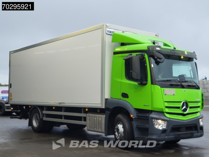 Mercedes-Benz Antos 1827 4X2 2000kg Ladebordwand box heating Automatic Xenon Euro 6 - Autocarro furgonato: foto 3 Mercedes-Benz Antos 1827 4X2 2000kg Ladebordwand box heating Automatic Xenon Euro 6 - Autocarro furgonato: foto 3