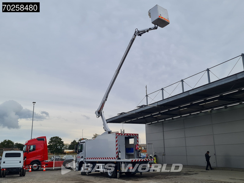 Mercedes-Benz Antos 1830 4X2 Hubarbeitsbühne 14.70m Time France VST 248 NF Navi Euro 6 - Camion con gru: foto 2 Mercedes-Benz Antos 1830 4X2 Hubarbeitsbühne 14.70m Time France VST 248 NF Navi Euro 6 - Camion con gru: foto 2