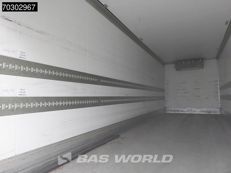 Mercedes-Benz Antos 2532 Antos 6X2 Carrier Supra 850 Nordic Automatic Euro 6 - Autocarro frigorifero: foto 5 Mercedes-Benz Antos 2532 Antos 6X2 Carrier Supra 850 Nordic Automatic Euro 6 - Autocarro frigorifero: foto 5