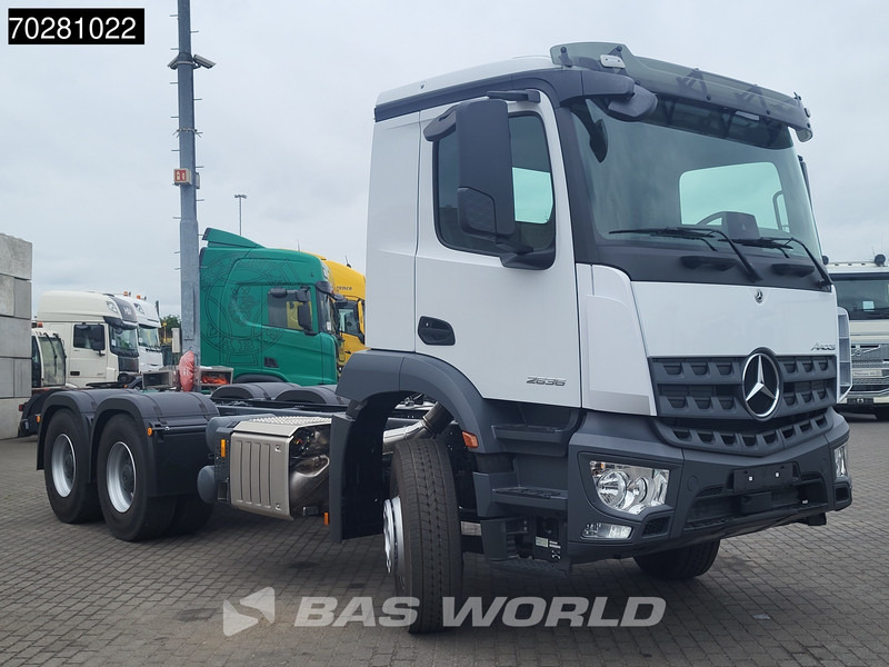Mercedes-Benz Arocs 2636 6X4 NEW chassis Flywheel PTO Big-Axle Automatic Steelsuspension Euro 6 - Autocarro telaio: foto 3 Mercedes-Benz Arocs 2636 6X4 NEW chassis Flywheel PTO Big-Axle Automatic Steelsuspension Euro 6 - Autocarro telaio: foto 3