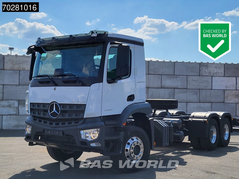 Mercedes-Benz Arocs 2640 6X4 NEW chassis Steel suspension Big-Axle Alcoa Automatic Euro 6 - Autocarro telaio: foto 1 Mercedes-Benz Arocs 2640 6X4 NEW chassis Steel suspension Big-Axle Alcoa Automatic Euro 6 - Autocarro telaio: foto 1